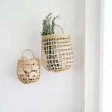 Yeknu Handmade Rattan Storage Basket Hanging Organizer with Handle Flower Fruit Vegetable Holder Support Home Kitchen Wall Decor