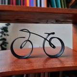 Yeknu Sophisticated Cyclists Decor Wire Framed Bicycle Sculpture Minimalistic Style Fine Workmanship Home Decoration Gift for Cyclists