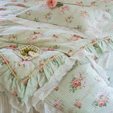 Yeknu Elegant Vintage Floral Lovely White Lace and Ruffle Chic 100%Cotton Girls Duvet cover set Soft Quilted Bedspread 2Pillowcases