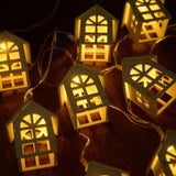 Yeknu 2M 10LED Christmas Wooden House LED Fairy Light String 2025 New Year Home Hanging Garland Xmas Tree Ornaments Decoration Lamp