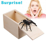 Yeknu Spider Prank Box Halloween Rubber Spider Prank Wooden Box Toys Spider Magic Toys Play Joke Gift Surprising Box Scare Toy Box