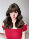 Yeknu 20Inch Cool Brown Synthetic Wigs with Bangs Long Natural Wavy Hair Wig for Women Daily Use Cosplay Drag Queen Heat Resistant