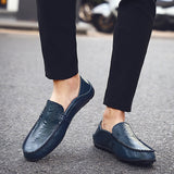 Yeknu New Soft Leather Shoes Fashion Men Casual Leather Shoes Slip On Men Loafers