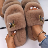 Yeknu Women&#39;s Slippers Fluffy Faux Fur Rhinestone Letter M Decor Slides Flat Sandals Cute Slippers Flip Flops Luxury Shoes Wholesale